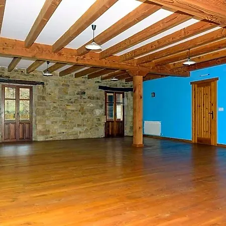 Conjunto Rural La Tejedora. Y Estudios Familiares. Hotel
