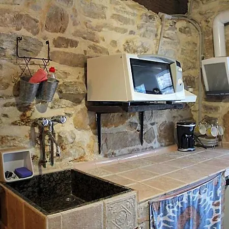 Conjunto Rural La Tejedora. Y Estudios Familiares. Hotel Rasines
