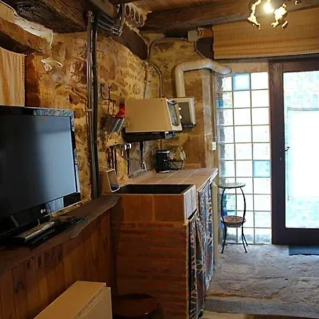 Hotel Conjunto Rural La Tejedora. Y Estudios Familiares. Rasines