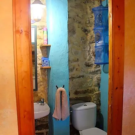 Conjunto Rural La Tejedora. Y Estudios Familiares. *
